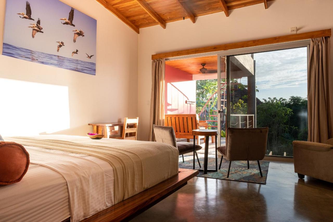 Iluminar Beachfront Suites Nosara Kültér fotó